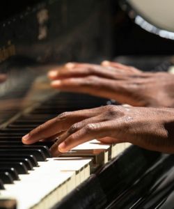 IO Songwriting 250x300 v2 IO Songwriting 250x300 v2